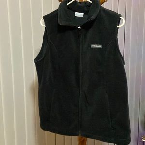 Columbia Fleece Vest - Women’s Size Large - Size Large